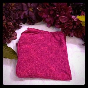 Pink and dark pink butter soft leggings